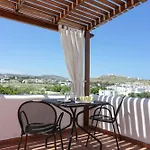 9 Muses - Apartahotel Páros
