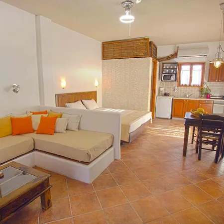 9 Muses - Aparthotel 4*