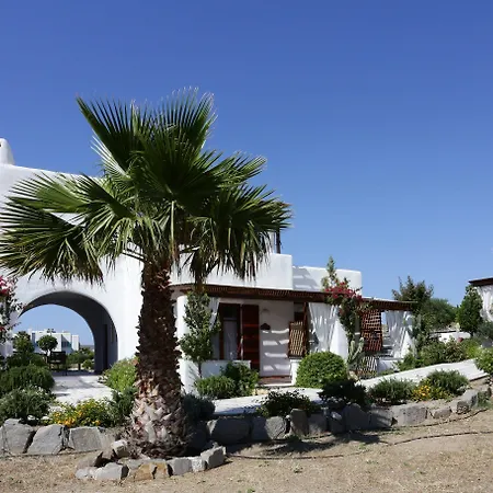 9 Muses - Aparthotel 4*