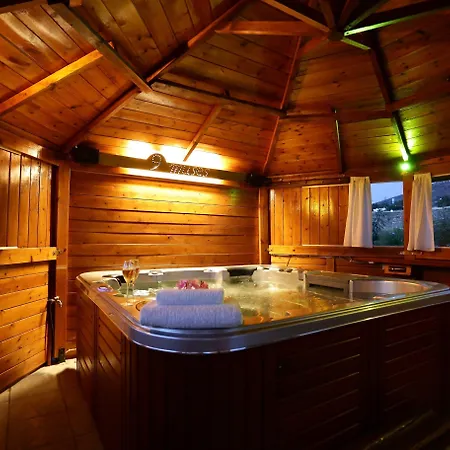 9 Muses - 4* Parikia (Paros)