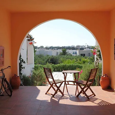 9 Muses - Aparthotel